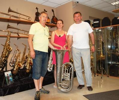 St Petersburg Wind instrumets factory - en av verdens eldste instrumetfabrikker 
